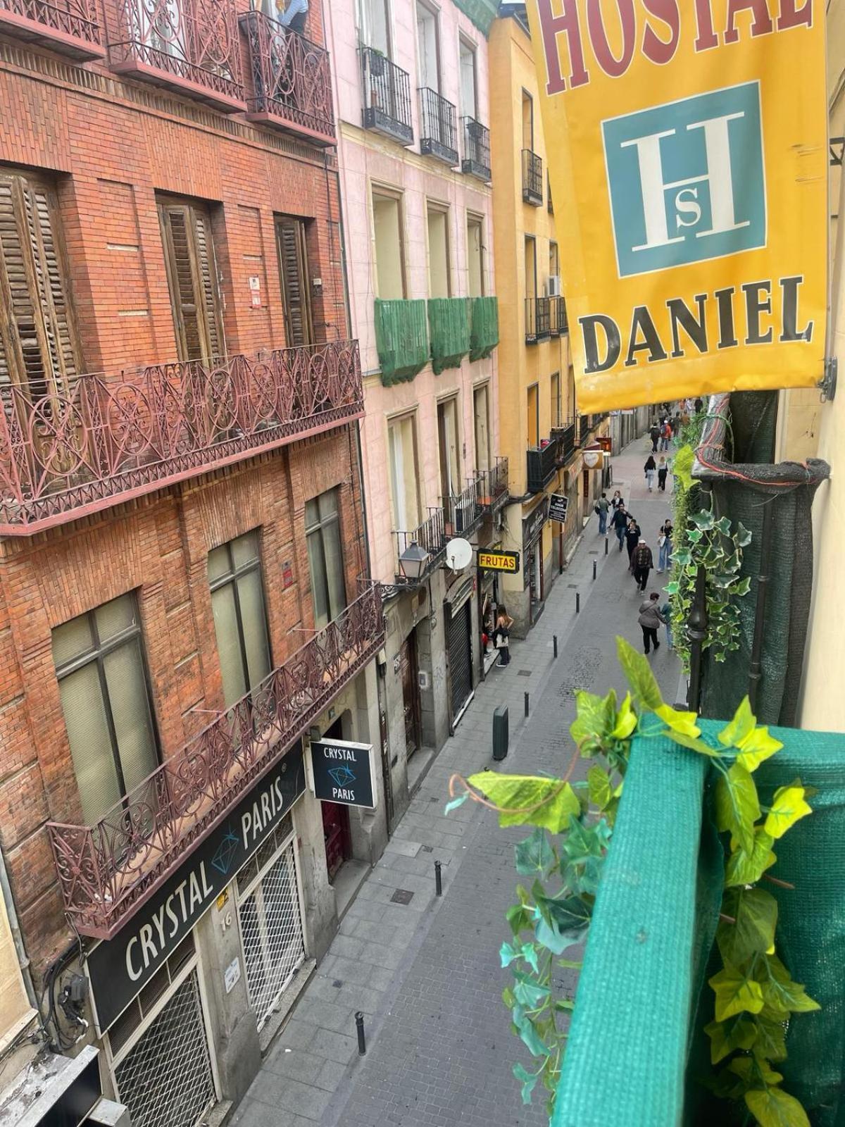Hostal Daniel Madrid Extérieur photo